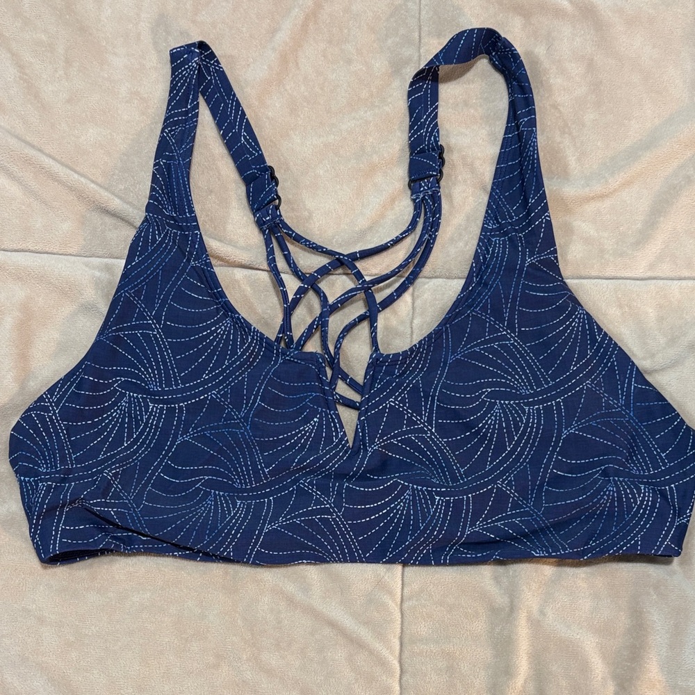 Title Nine Navy Blue Patterned Strappy Bikini Top
